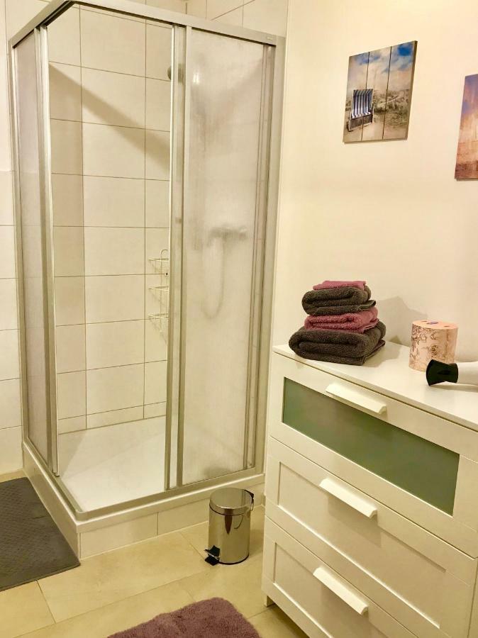 Grosses 1-Zimmer Wohlfuhl-Appartement Rednitzhembach Buitenkant foto