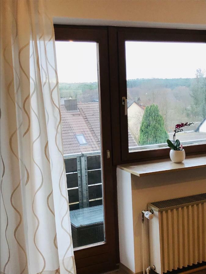 Grosses 1-Zimmer Wohlfuhl-Appartement Rednitzhembach Buitenkant foto